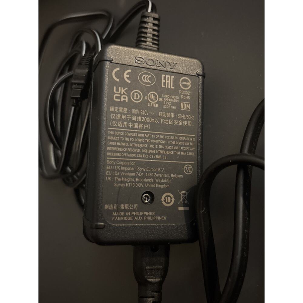 SONY AC Adapter Model AC-L200 D - Picture 3 of 5